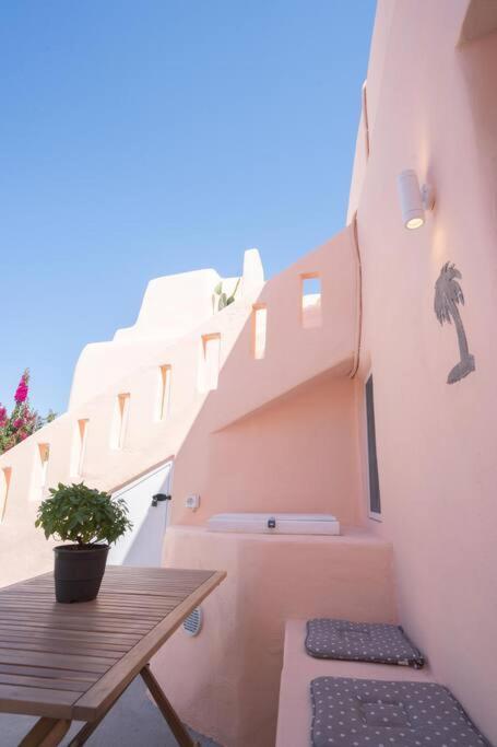 Villa Santorini Oasis- Cave House à Fira  Extérieur photo